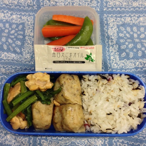 テンペとつみれ弁当