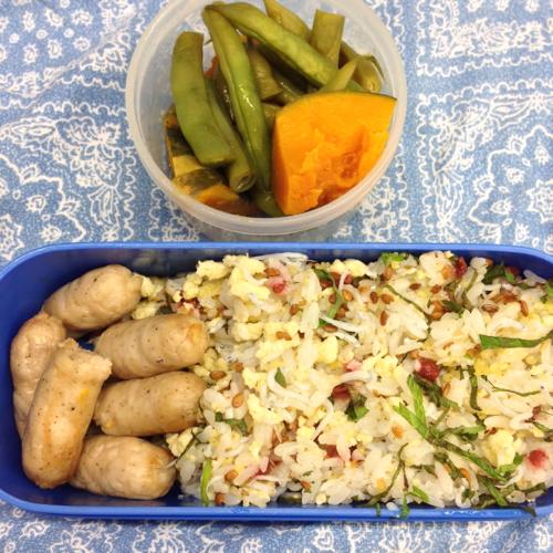 th_炊き込みご飯とウィンナー