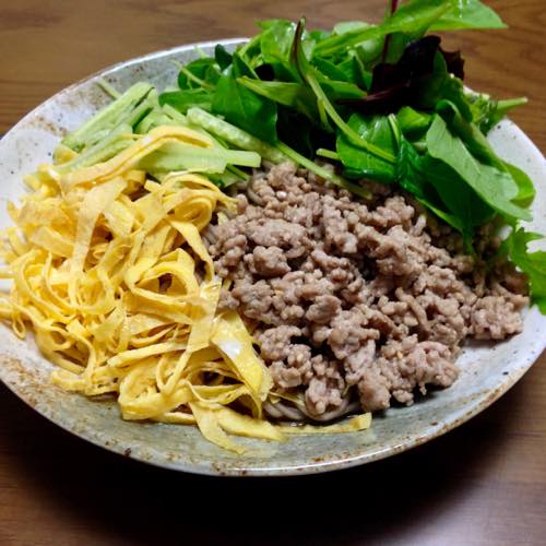 th_冷やし肉そば