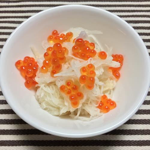 th_イクラと大根の酢の物